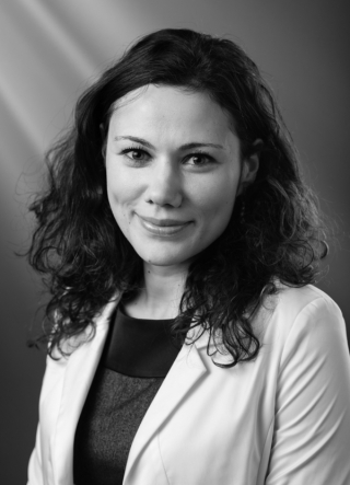 Dr Cristina Olarescu