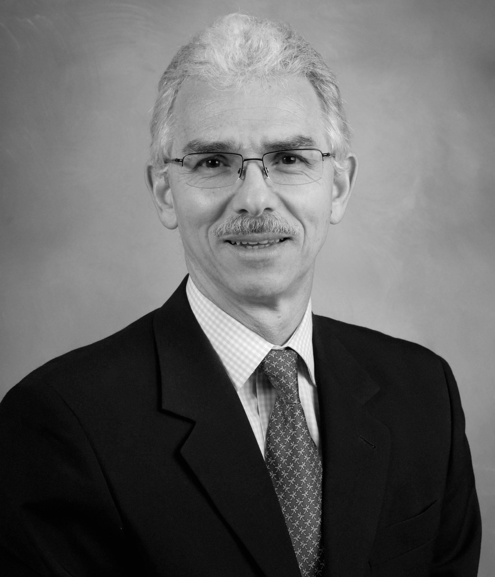 Prof. Miguel Escobar